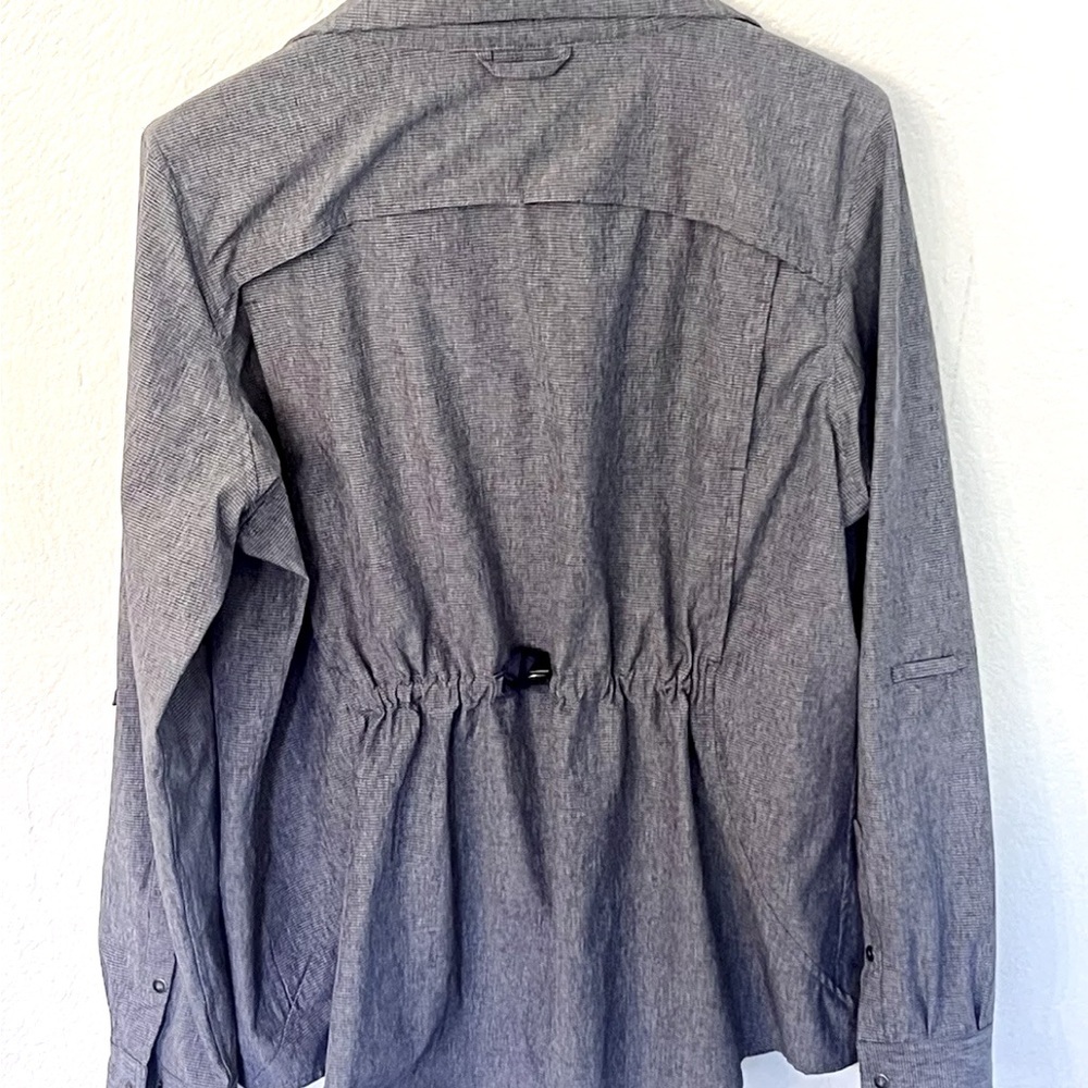 Duluth Women’s Large L Button Down All Weather Technical Shirt In Purple / Navy